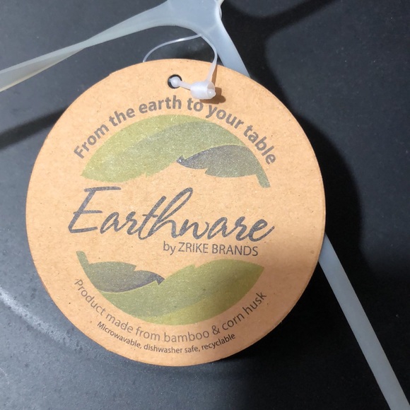 Bamboo plastic dishes- set of 4- NWT - Picture 2 of 3